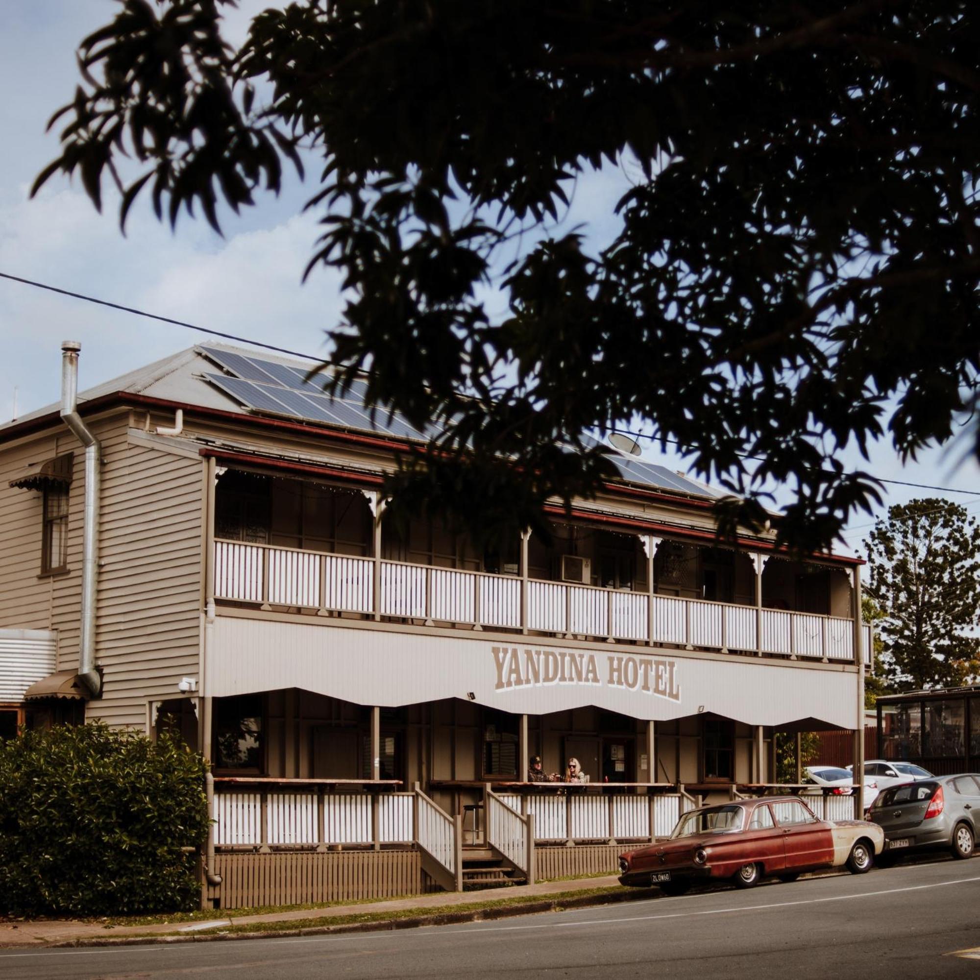 Yandina Hotel Eksteriør billede